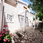 Alba
